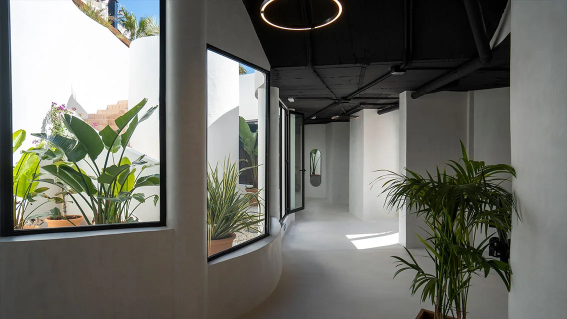 Be Aloha — interior 8