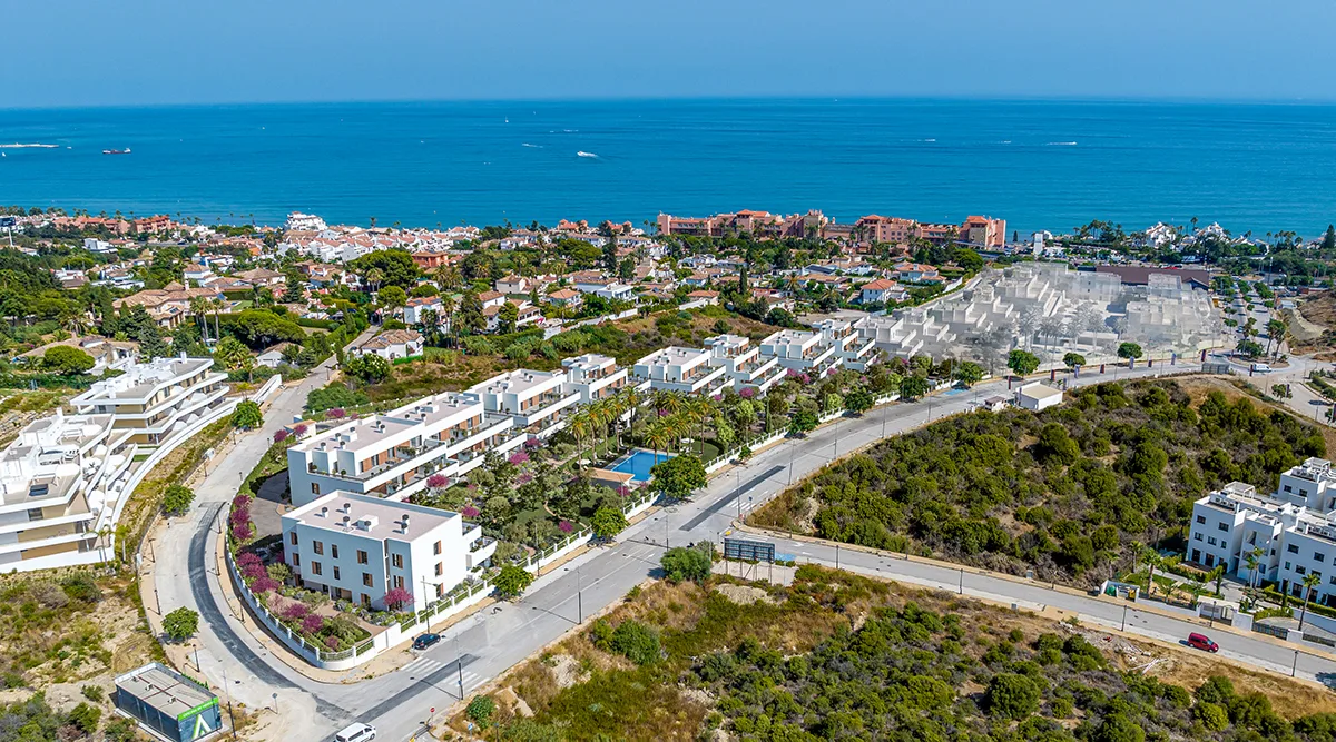 SUNSET BAY ESTEPONA — Apartment in Estepona