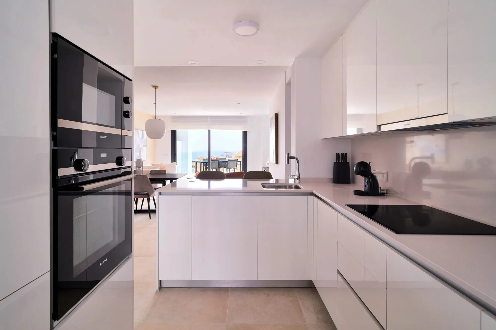 Higuerón Bay Residences — interior 12